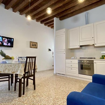 City Apartments Rialto Market Venesia Bagian luar foto