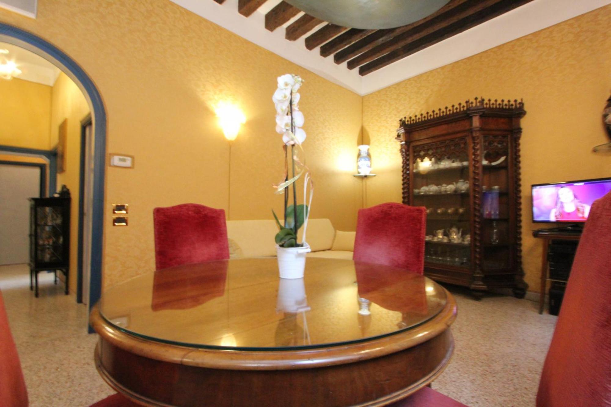 City Apartments Rialto Market Venesia Bagian luar foto