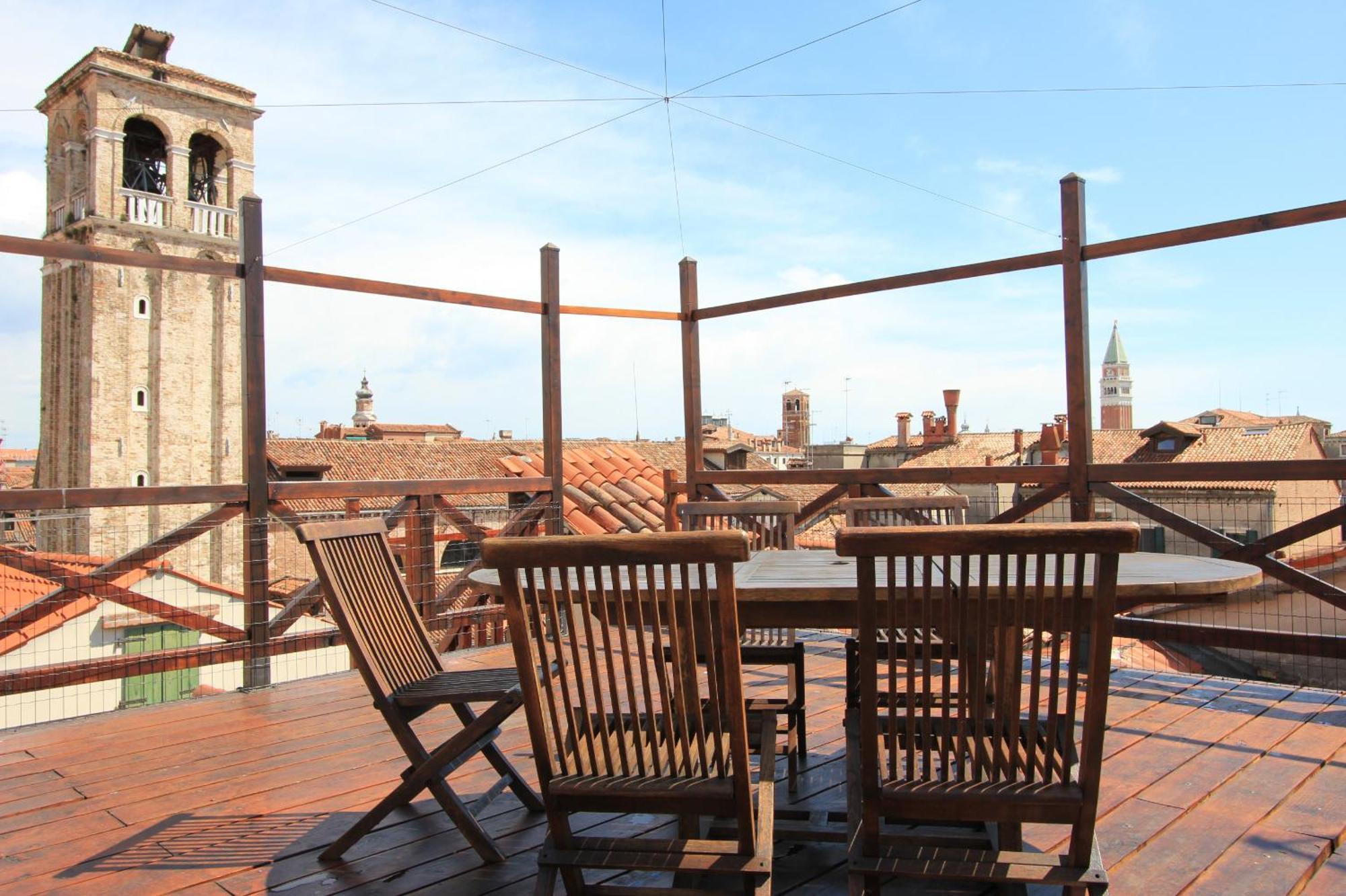 City Apartments Rialto Market Venesia Bagian luar foto